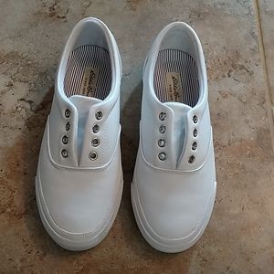 eddie bauer tennis shoes